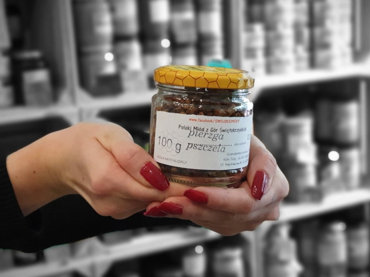 Pierzga Pszczela z Gór Świętokrzyskich 100g.jpg